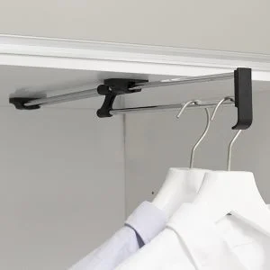 Ripustinliuku koukulla kuvituskuva