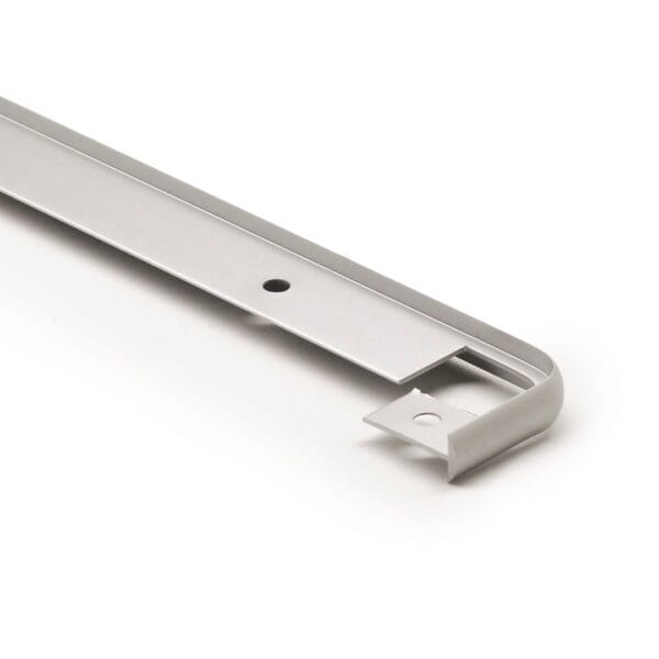 jatkolista 1r/r7,5 tasolle 30 mm alum. lv anodisoitu pit. 600 mm jatkolista 1r/r7,5 tasolle 30 mm alum. lv anodisoitu pit. 600 mm